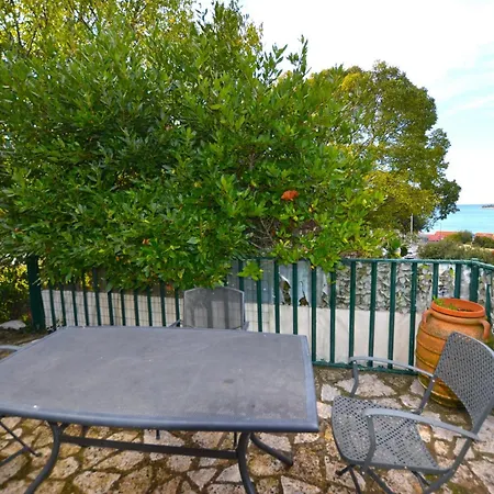 Apartment Oasis Di